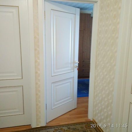 Комната Для Гостей Рядом С Станцией Метро Каменная Горка Минск Экстерьер фото